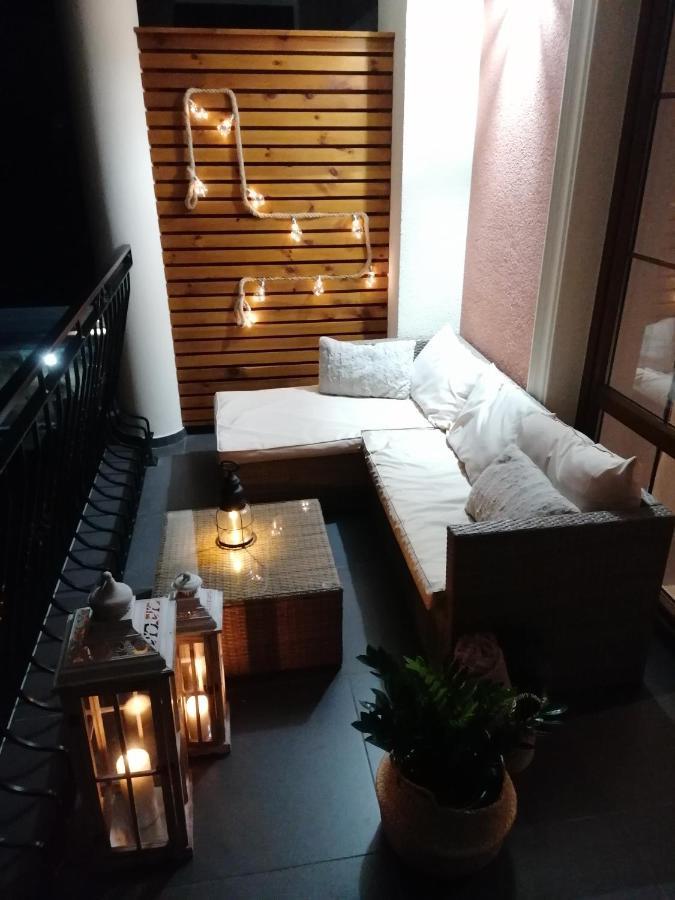Apartament Przy Jeziorze 博尔内苏利诺沃 外观 照片