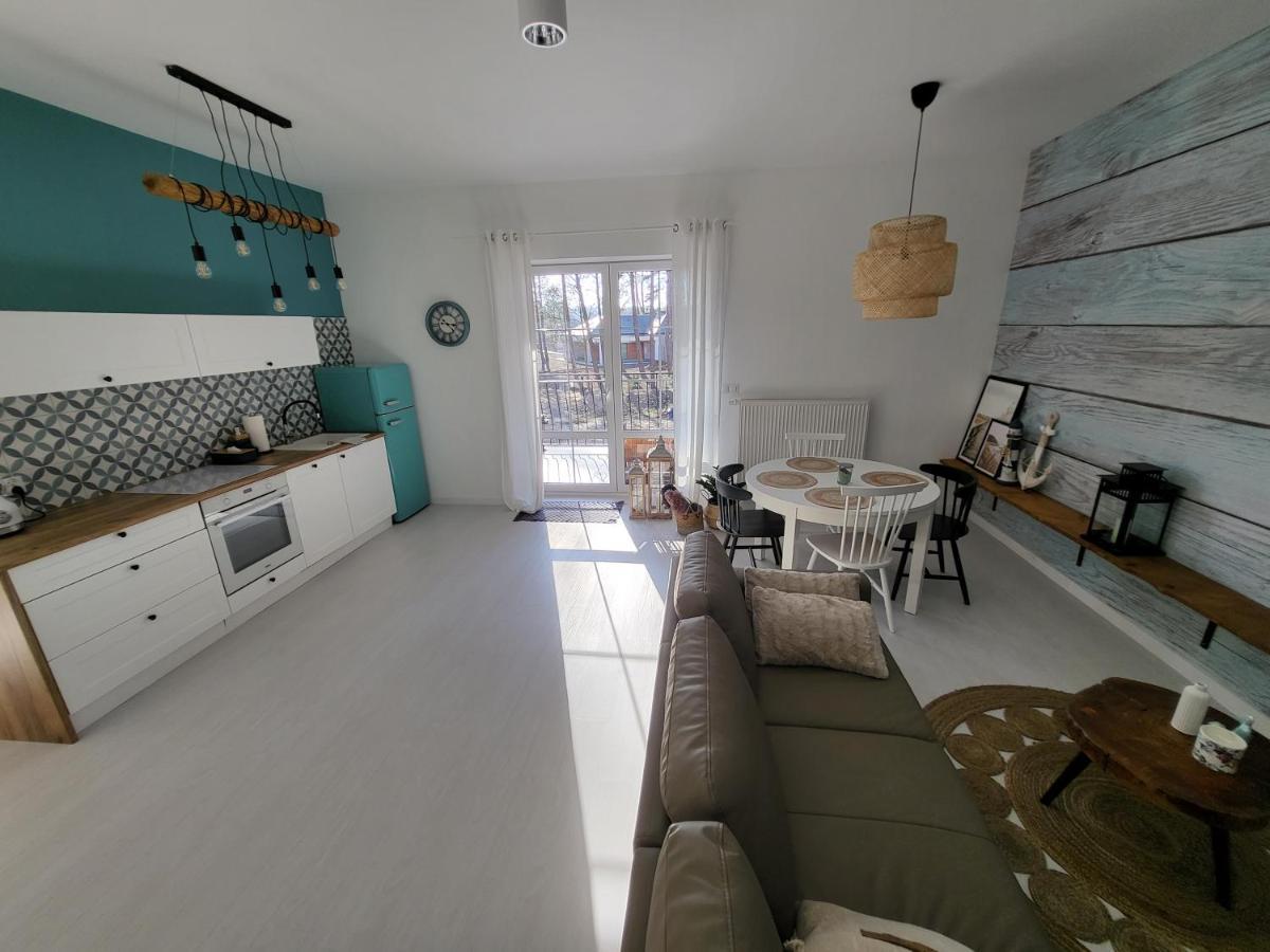 Apartament Przy Jeziorze 博尔内苏利诺沃 外观 照片