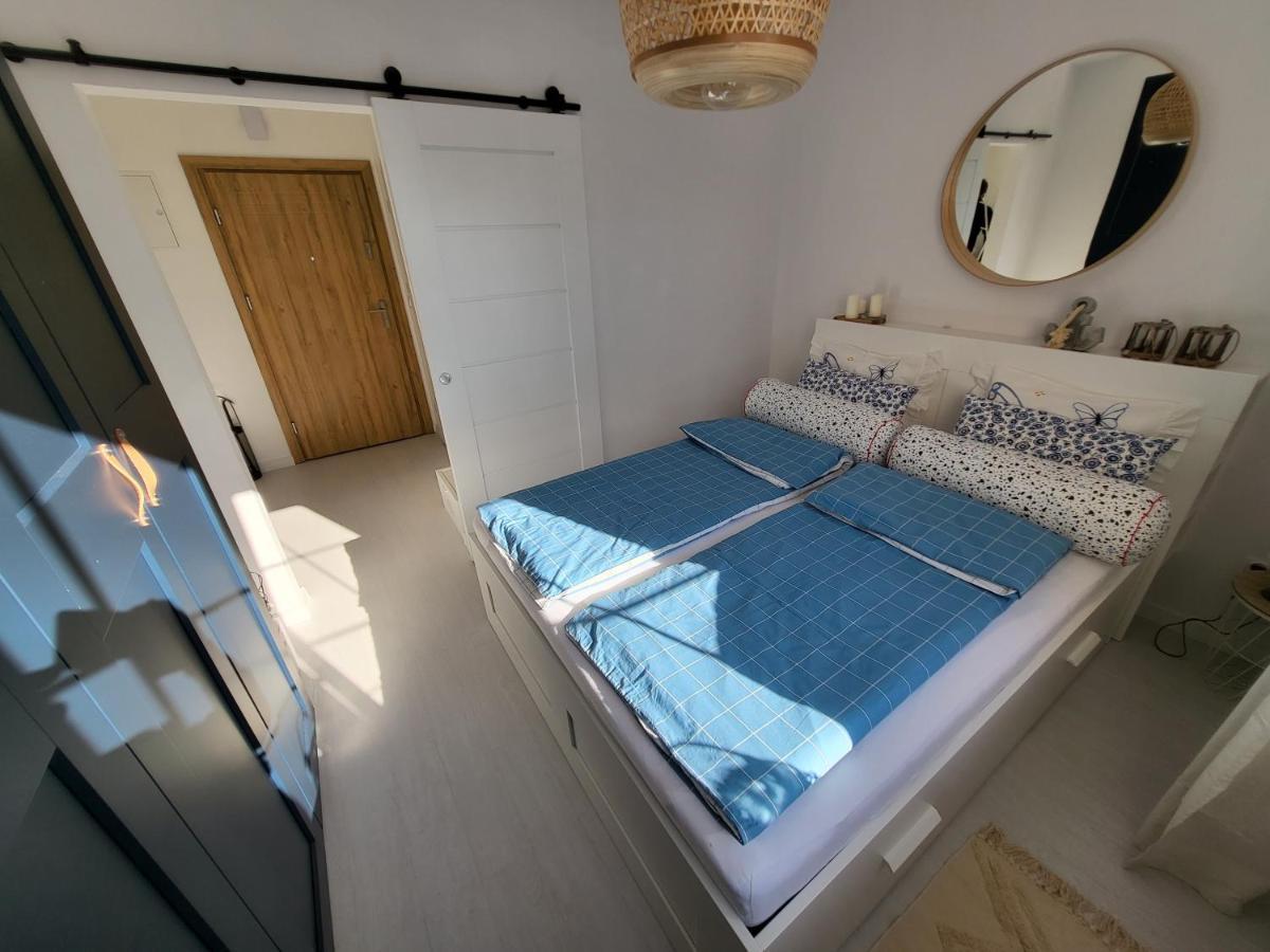 Apartament Przy Jeziorze 博尔内苏利诺沃 外观 照片
