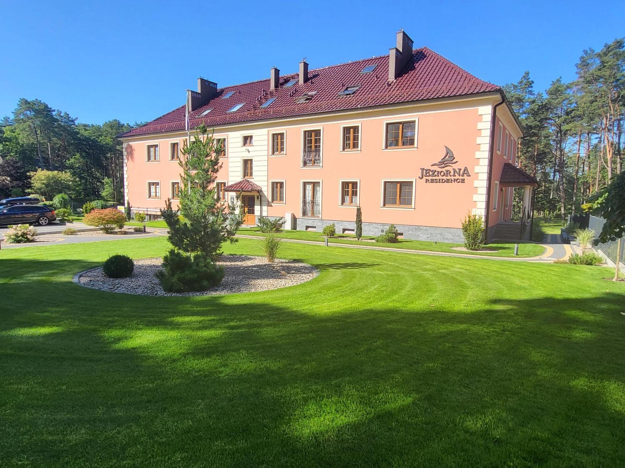 Apartament Przy Jeziorze 博尔内苏利诺沃 外观 照片